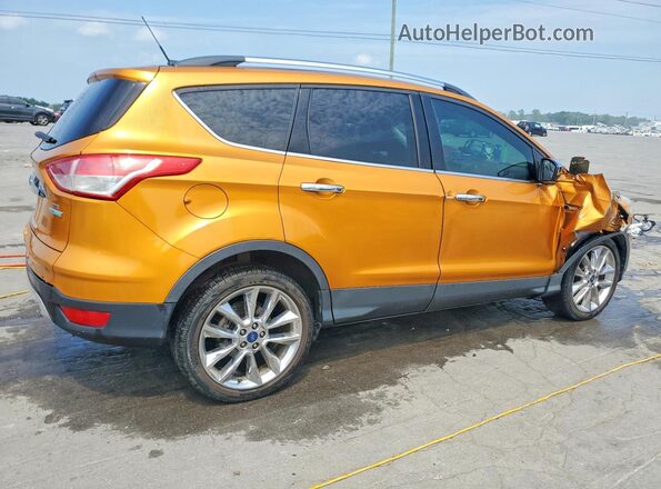 1FMCU0GX9GUB22603 2016 FORD ESCAPE Orange Rear right