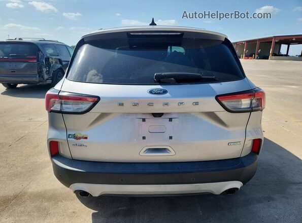 1FMCU0H62LUB02984 2020 FORD ESCAPE Silver Вид ззаду