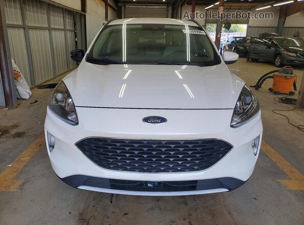 1FMCU0H63LUA45971 2020 FORD ESCAPE White Widok z przodu