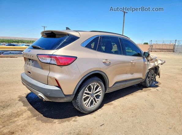 1FMCU0H68MUB05079 2021 FORD ESCAPE Золотой Задняя правая четверть