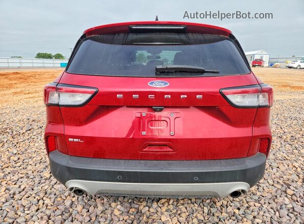 1FMCU0H69MUA96828 2021 FORD ESCAPE Красный Вид сзади