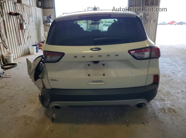 1FMCU0H69NUB64465 2022 FORD ESCAPE Белый Вид сзади