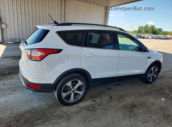 1FMCU0HD6JUA63103 2018 FORD ESCAPE White Задня права чверть