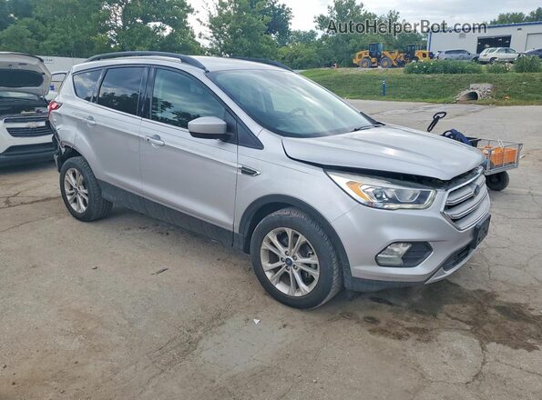 1FMCU0HD6KUB59203 2019 FORD ESCAPE Silver Przód prawy