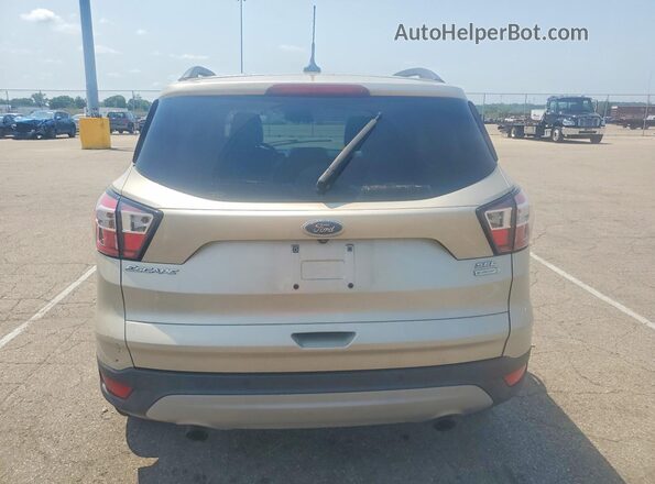 1FMCU0HD7JUD57075 2018 FORD ESCAPE Beige Հետևի տեսք