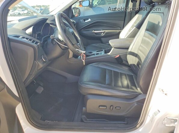 1FMCU0HD8JUB79838 2018 FORD ESCAPE White Սալոնի դիմացի տեսք