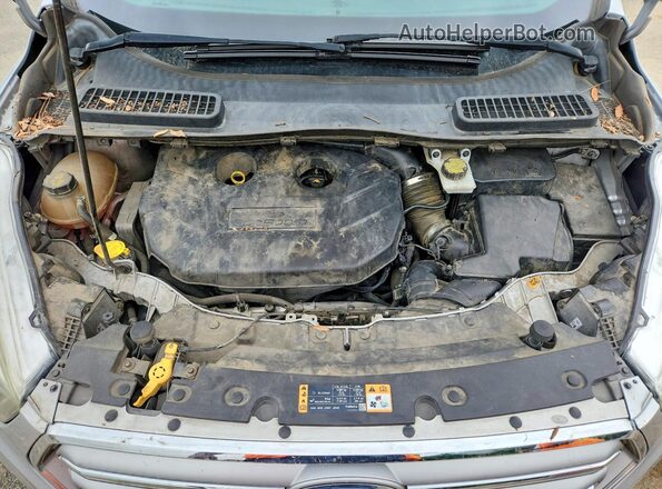 1FMCU0J90HUE93418 2017 FORD ESCAPE Silver Widok komory silnika