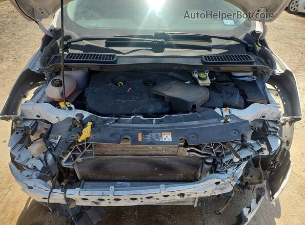1FMCU0J90KUB26509 2019 FORD ESCAPE White Vista del compartimento del motor