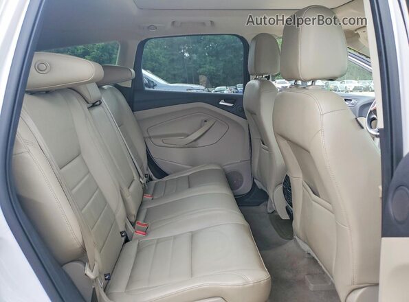 1FMCU0J92GUB45747 2016 FORD ESCAPE Белый Вид задних сидений