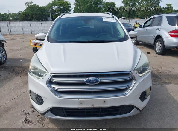 1FMCU0J92HUB31395 2017 FORD ESCAPE White წინა პანელის ხედი