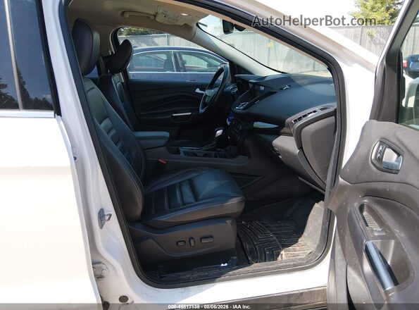 1FMCU0J93KUA79153 2019 FORD ESCAPE White Вид салону спереду