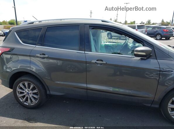 1FMCU0J95JUA24024 2018 FORD ESCAPE Gray Սալոնի հետևի տեսք