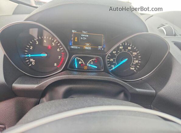 1FMCU0J95KUB55598 2019 FORD ESCAPE White Instrument cluster view