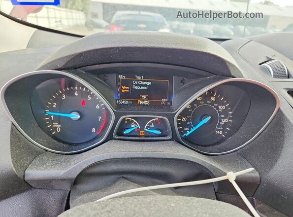 1FMCU0J96HUB91552 2017 FORD ESCAPE Красный Вид щитка приборов