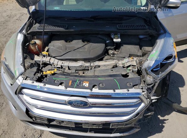 1FMCU0J96JUB62347 2018 FORD ESCAPE Silver Engine compartment view