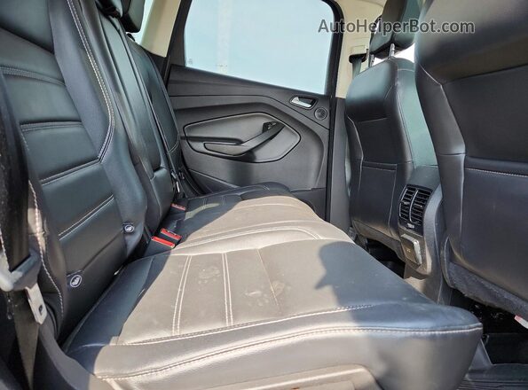 1FMCU0J97JUB66889 2018 FORD ESCAPE Серый Вид задней части салона