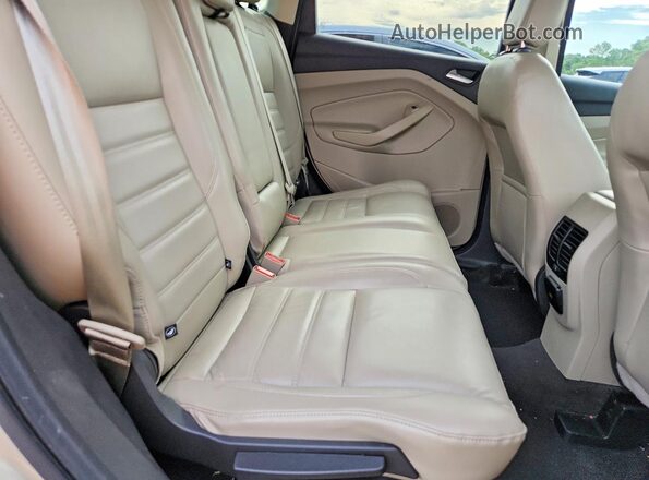 1FMCU0J98JUA54652 2018 FORD ESCAPE Желто-коричневый Вид задней части салона