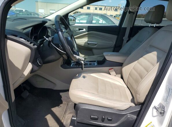 1FMCU0JD1HUD27879 2017 FORD ESCAPE White Вид салону спереду