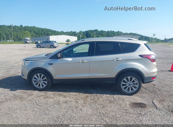1FMCU0JD2HUC98487 2017 FORD ESCAPE Gold სალონის 360-გრადუსიანი ხედი