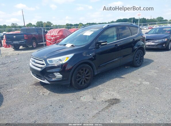 1FMCU0JD2HUF02415 2017 FORD ESCAPE Черный Передняя левая четверть