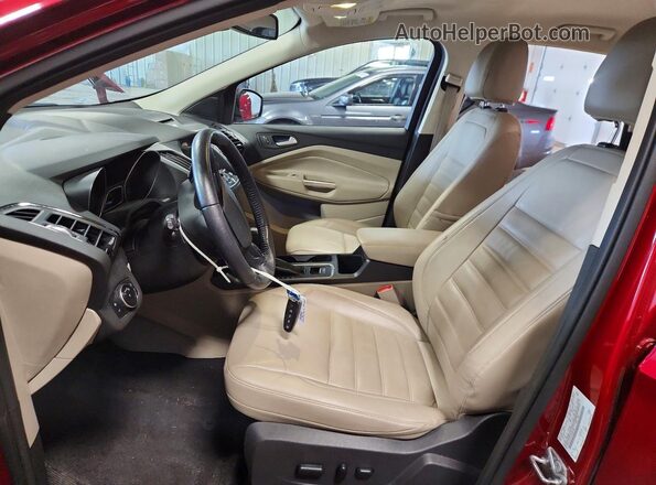 1FMCU0JD3HUB06168 2017 FORD ESCAPE Red წინა სალონის ხედი