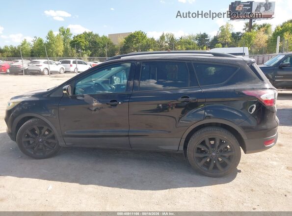 1FMCU0JD5HUC39644 2017 FORD ESCAPE Black 360 interior view