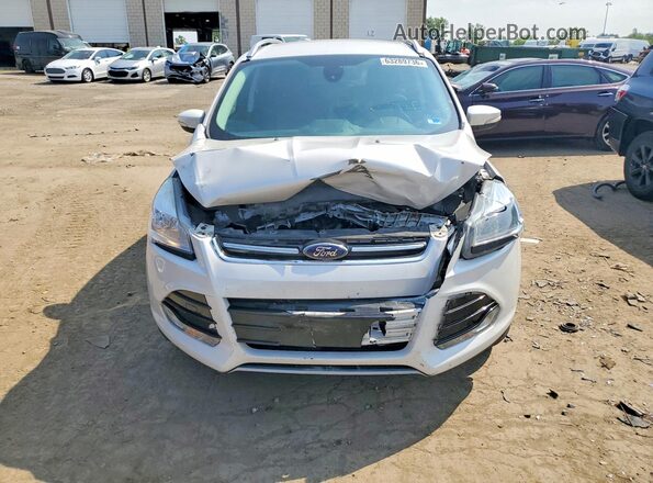 1FMCU0JX3GUC40090 2016 FORD ESCAPE Белый Вид спереди