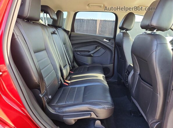 1FMCU0JX5GUB79650 2016 FORD ESCAPE Красный Вид задней части салона