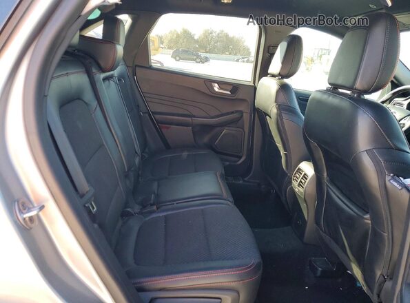1FMCU0MN0PUA71754 2023 FORD ESCAPE Silver Vista interior trasera