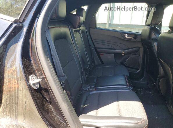 1FMCU0MN4PUA01609 2023 FORD ESCAPE Black Widok tylnych siedzeń