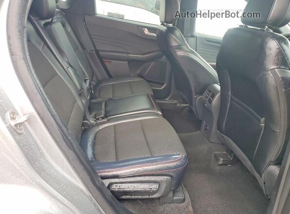 1FMCU0MN6RUA16549 2024 FORD ESCAPE Silver Rear interior view