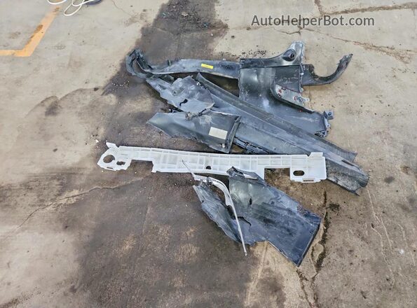 1FMCU0MZ3SUA21734 2025 FORD ESCAPE Gray Engine compartment view