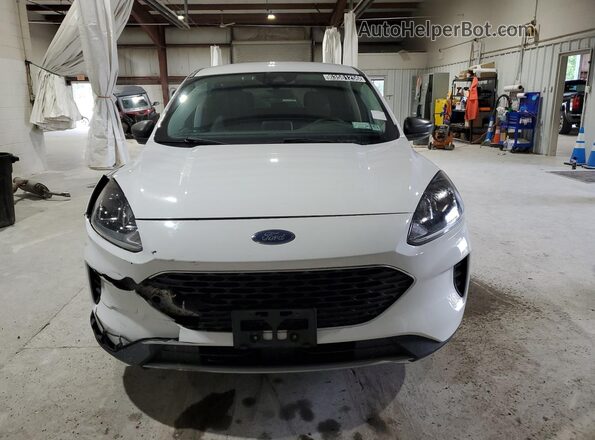 1FMCU9BZ0NUA61569 2022 FORD ESCAPE White 