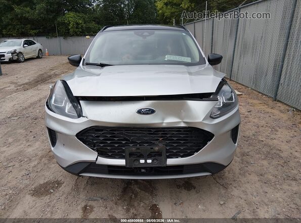 1FMCU9BZ7LUA56687 2020 FORD ESCAPE Silver Դիմացի տեսք