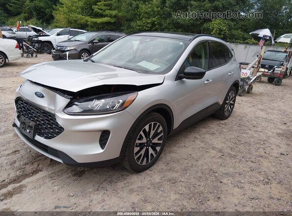 1FMCU9BZ7LUA56687 2020 FORD ESCAPE Silver Առջևի ձախ երեք քառորդ տեսարան