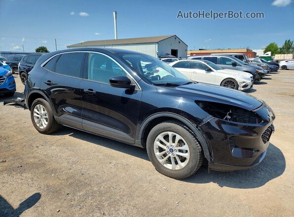 1FMCU9BZ9MUA06830 2021 FORD ESCAPE Черный Передняя правая четверть