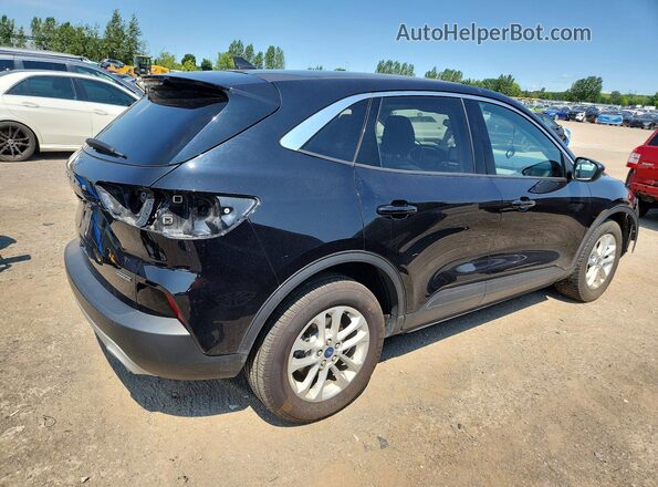 1FMCU9BZ9MUA06830 2021 FORD ESCAPE Черный Задняя правая четверть