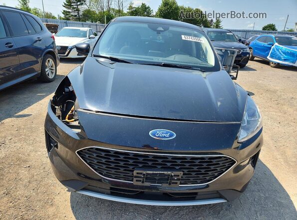 1FMCU9BZ9MUA06830 2021 FORD ESCAPE Черный Вид спереди