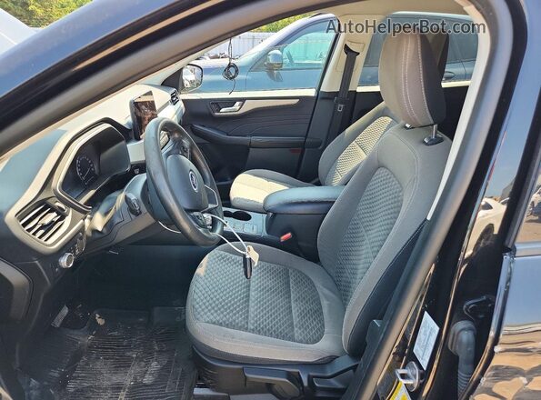 1FMCU9BZ9MUA06830 2021 FORD ESCAPE Черный Вид салона спереди