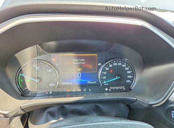 1FMCU9BZ9MUA06830 2021 FORD ESCAPE Черный Вид щитка приборов
