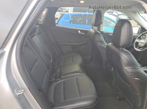 1FMCU9DZ3NUA21645 2022 FORD ESCAPE Gray Widok wnętrza z tyłu