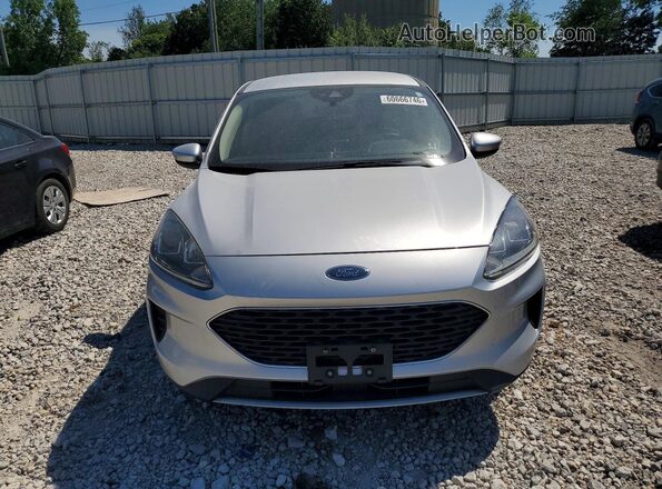 1FMCU9G62LUA28049 2020 FORD ESCAPE Серебряный Вид сзади