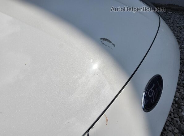 1FMCU9G65MUA98209 2021 FORD ESCAPE White 