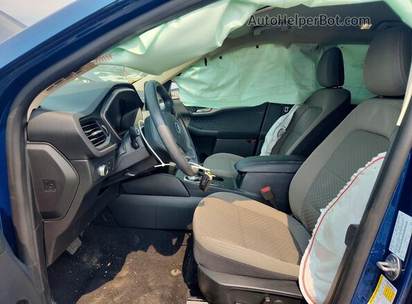 1FMCU9G67LUB65066 2020 FORD ESCAPE Синий Вид салона спереди