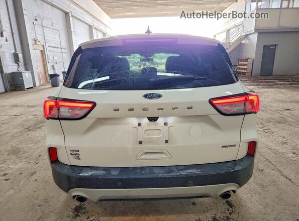 1FMCU9G67NUA60465 2022 FORD ESCAPE White Widok z tyłu