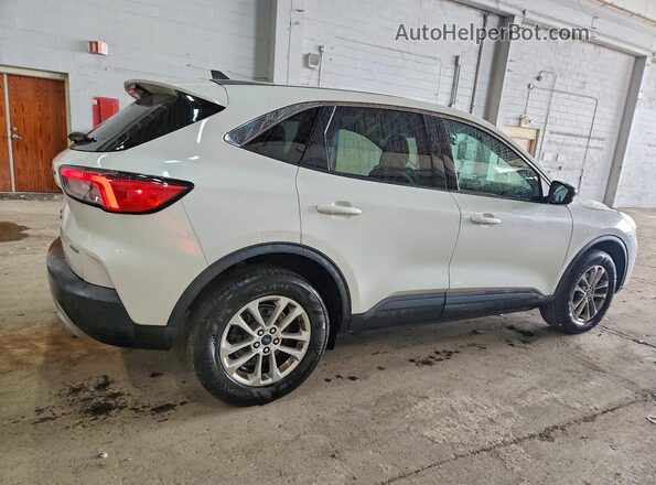 1FMCU9G67NUA60465 2022 FORD ESCAPE White Tył prawy