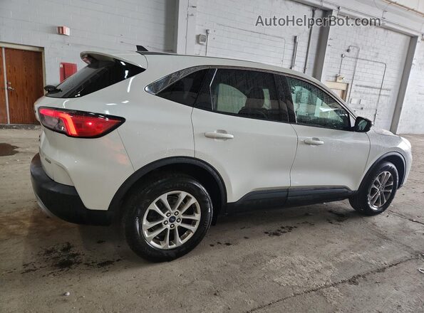 1FMCU9G67NUA60465 2022 FORD ESCAPE White 