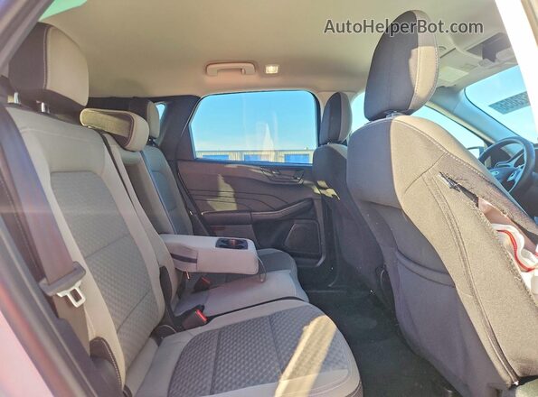 1FMCU9G67NUB09034 2022 FORD ESCAPE White Вид задньої частини салону
