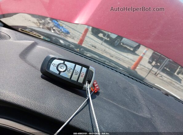1FMCU9G6XMUA95354 2021 FORD ESCAPE Red Вид панелі приладів