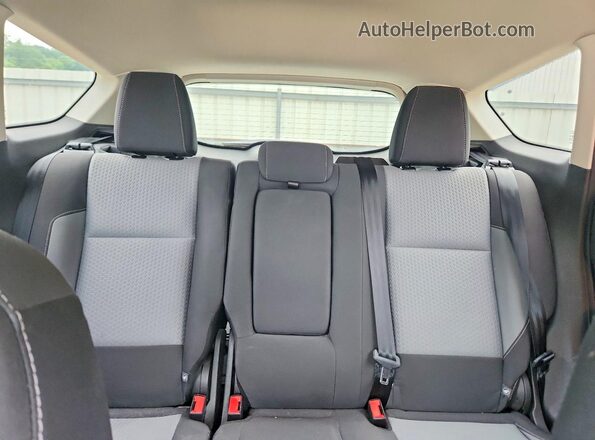 1FMCU9G91HUD37271 2017 FORD ESCAPE Gray Rear seats view